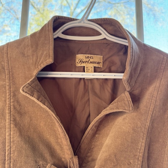 Vintage Women's Tan Velvet Jacket with Bow Details and Ruffle Back. - Picture 2 of 12